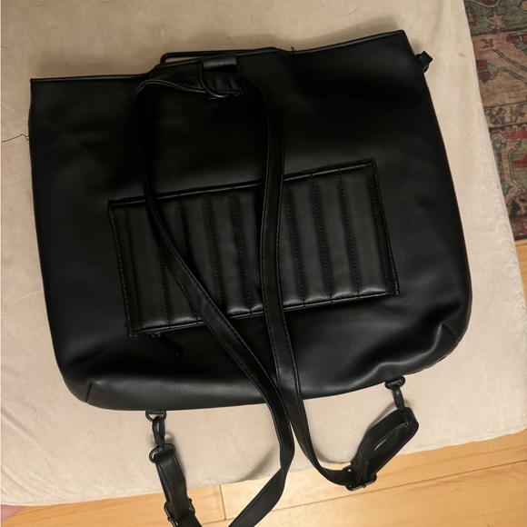 Beis Backpackl - Picture 4 of 10